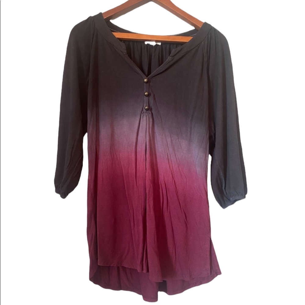 4/$20!!!   Ava James Black and Purple Ombre Top